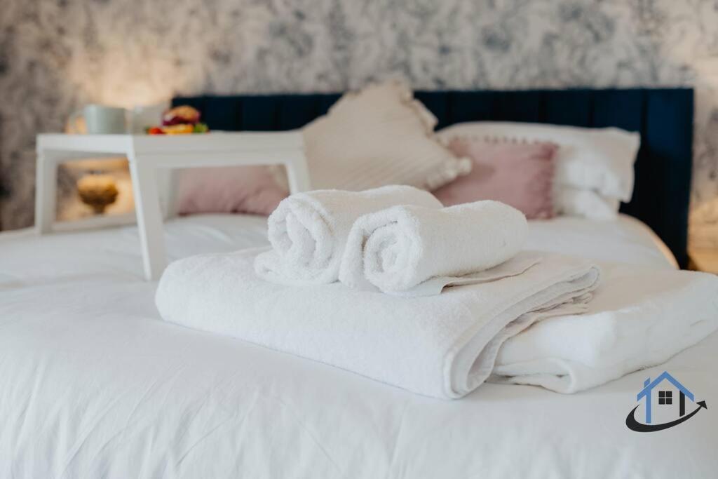 Indigo Snug - Gorgeous 2 Bed Flat In The Heart Of Кромър Екстериор снимка
