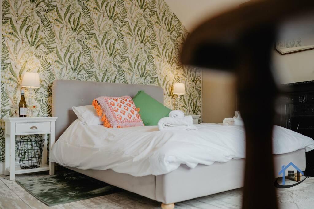 Indigo Snug - Gorgeous 2 Bed Flat In The Heart Of Кромър Екстериор снимка
